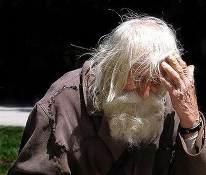 El abuelo Dobri es un pobre filántropo