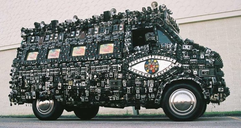 El artista vio un maravilloso coche fotográfico en un sueño y lo hizo realidad