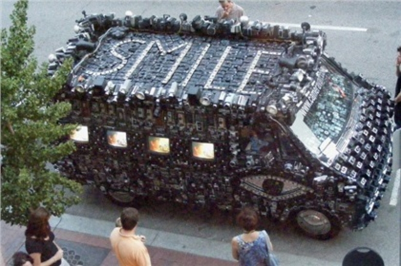 El artista vio un maravilloso coche fotográfico en un sueño y lo hizo realidad