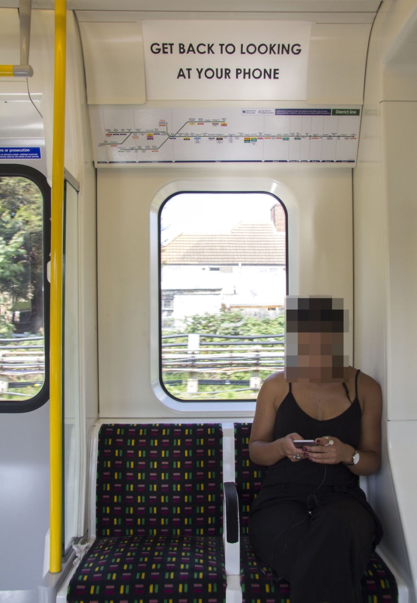 El británico se burla sin piedad de carteles de películas, señales de tráfico y publicidad El británico se burla sin piedad de carteles de películas, señales de tráfico y publicidad