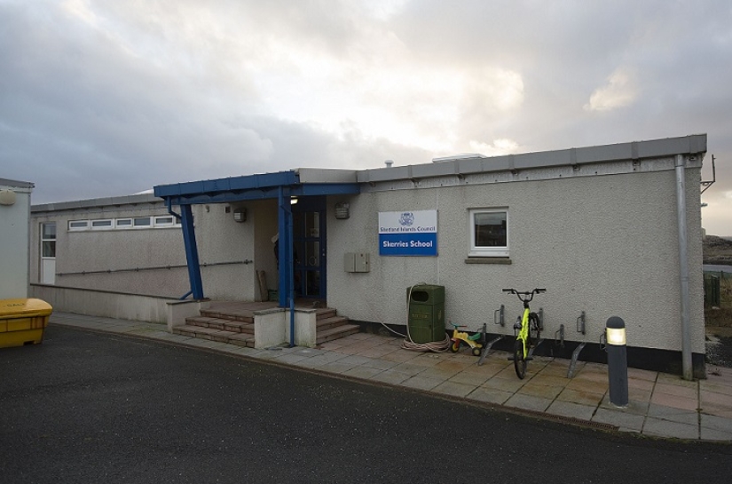 El colegial británico más solitario El colegial británico más solitario