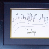 El dibujo realizado por Trump será subastado por 9.000 dólares. Pero está lejos de Medvedev