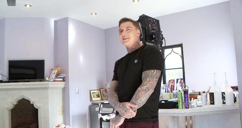 El ejército británico dejó el servicio y comenzó a actuar en el porno gay. Pero no es lo que pensabas, es solo un trabajo