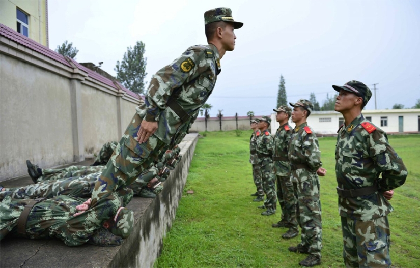 El entrenamiento militar más severo de todo el mundo El entrenamiento militar más severo de todo el mundo
