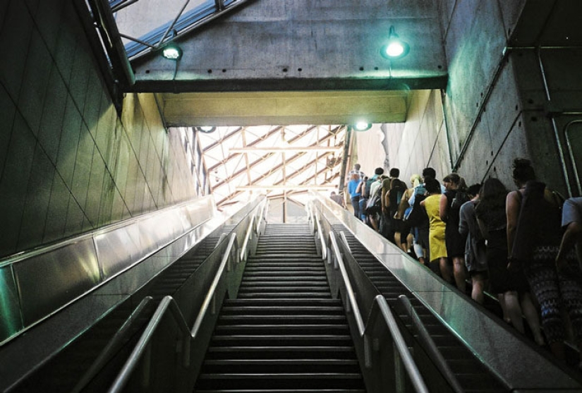 El fotógrafo pasó un mes entero filmando con una cámara de 1 1, y esto es lo que pasó