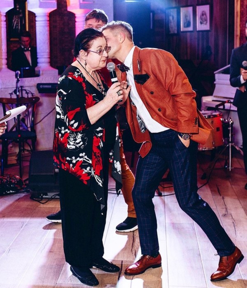 El hijo de mamá para siempre: fotos de 15 artistas rusos con madres El hijo de mamá para siempre: fotos de 15 artistas rusos con madres