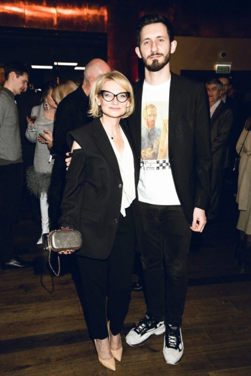 El hijo de Sobchak, las hijas de Olga Shelest y otros hijos de presentadores de televisión rusos El hijo de Sobchak, las hijas de Olga Shelest y otros hijos de presentadores de televisión rusos