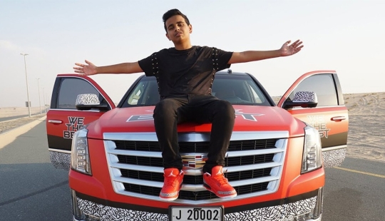 El joven más rico de Dubai se jacta de tener una colección de supercoches, habiéndola recogido antes de ser mayor de edad
