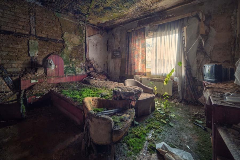 El mundo abandonado en la lente de Matthias Hacker El mundo abandonado en la lente de Matthias Hacker