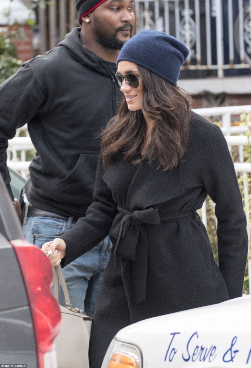 El príncipe Harry se comprometió con la actriz estadounidense Meghan Markle de la serie de televisión "Force Majeure"