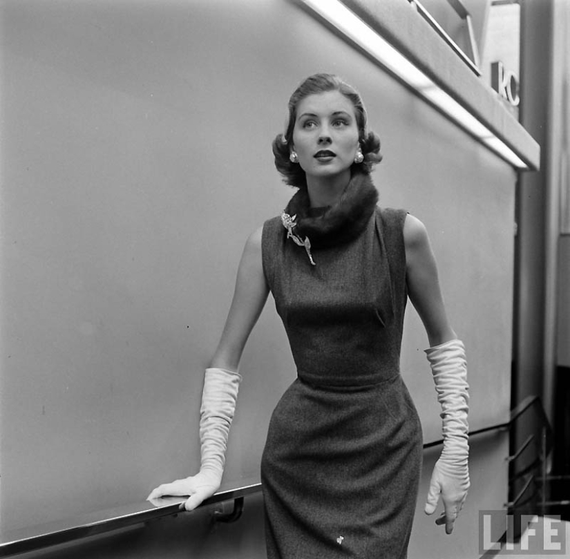 Elusive femininity from photographer Nina Lin Elusive femininity from photographer Nina Lin