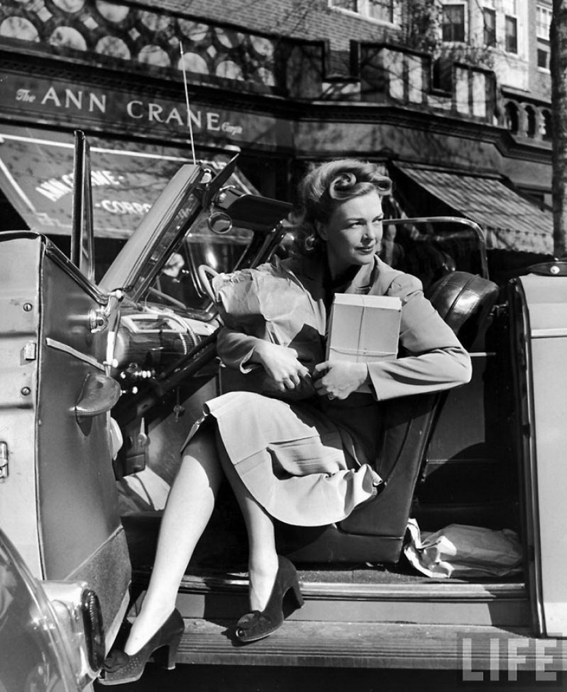 Elusive femininity from photographer Nina Lin Elusive femininity from photographer Nina Lin