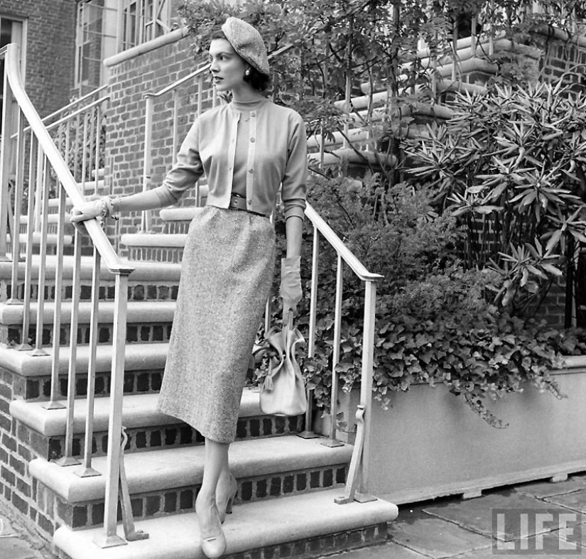 Elusive femininity from photographer Nina Lin Elusive femininity from photographer Nina Lin