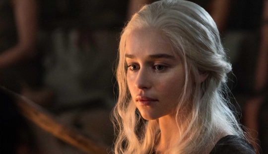 Emilia Clarke told how she suffered a stroke between the filming of "Game of Thrones" Emilia Clarke told how she suffered a stroke between the filming of "Game of Thrones"