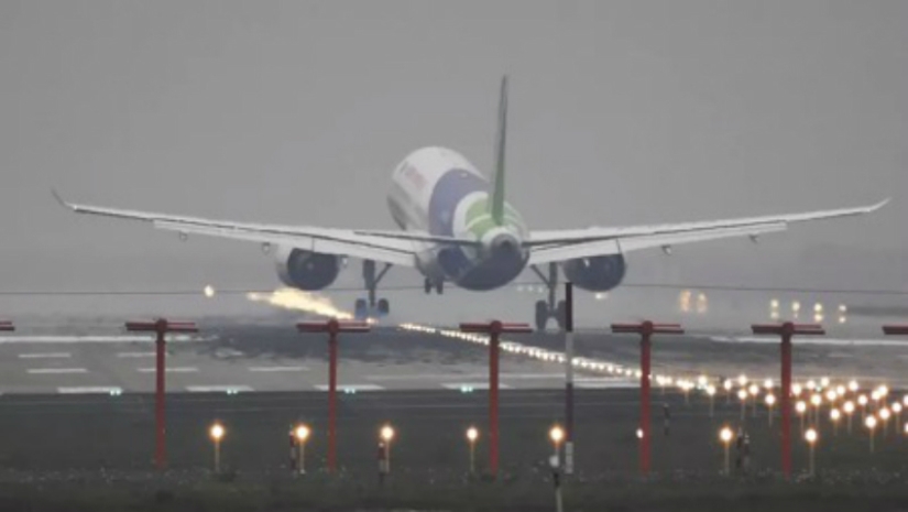En China, a los ciudadanos con una calificación social baja se les prohibirá viajar