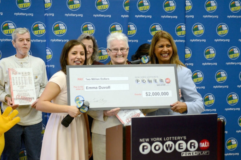 En los Estados Unidos, se sorteó el premio mayor más grande del mundo en la lotería: $ 1.5 mil millones