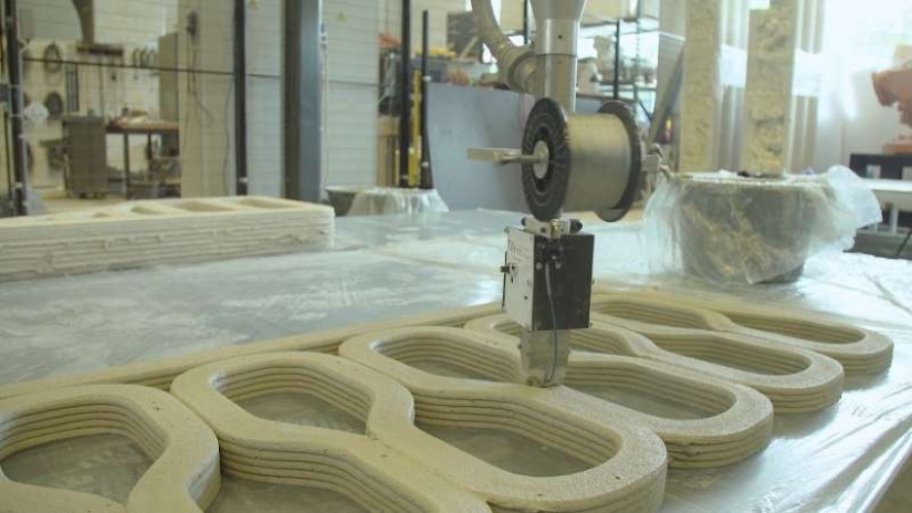 En los Países Bajos, se imprimió en una impresora 3D un puente capaz de soportar 40 camiones En los Países Bajos, se imprimió en una impresora 3D un puente capaz de soportar 40 camiones