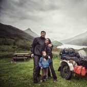 En los "Urales" por Europa: un viaje impresionante de una joven familia