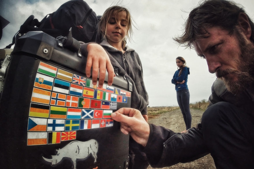 En los "Urales" por Europa: un viaje impresionante de una joven familia En los "Urales" por Europa: un viaje impresionante de una joven familia