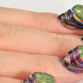Endless manicure: how to paint your nails with 116 layers of varnish and not go crazy