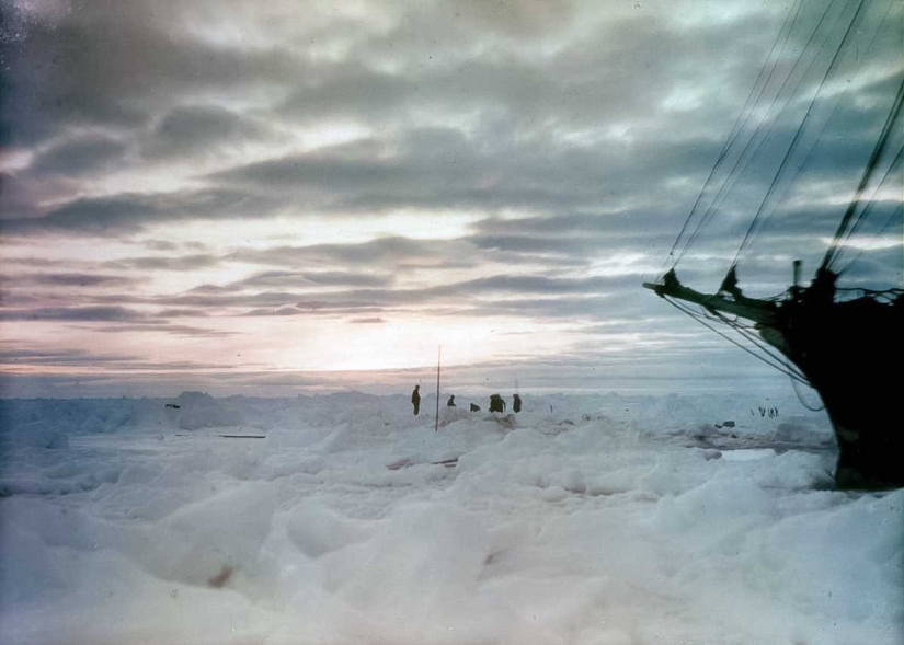 "Endurance", or the story of the survival of 28 people among the Antarctic ice in 1914-1916