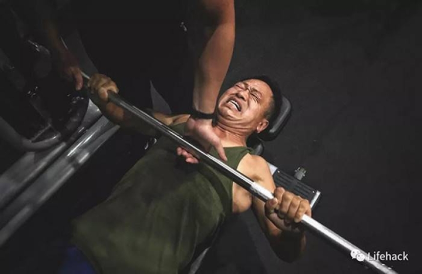Es divertido perder peso juntos: cómo 6 meses de deportes han cambiado a una familia de China