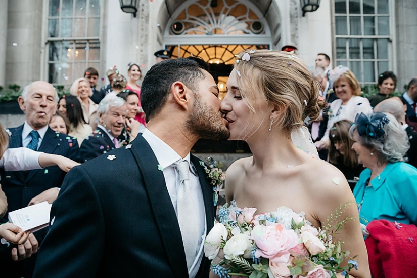 Eso es lo que el destino unió: la primera boda de dos personas transgénero en Gran Bretaña fue un éxito