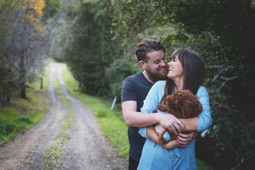Esta pareja se cansó de que le preguntaran por los niños y organizó una "sesión de fotos de recién nacidos" para su perro