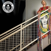 Estadounidense con uñas excepcionalmente largas estableció un récord