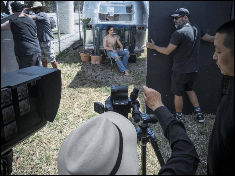 Eternas ambiciones femeninas: cómo fue el rodaje del nuevo calendario Pirelli