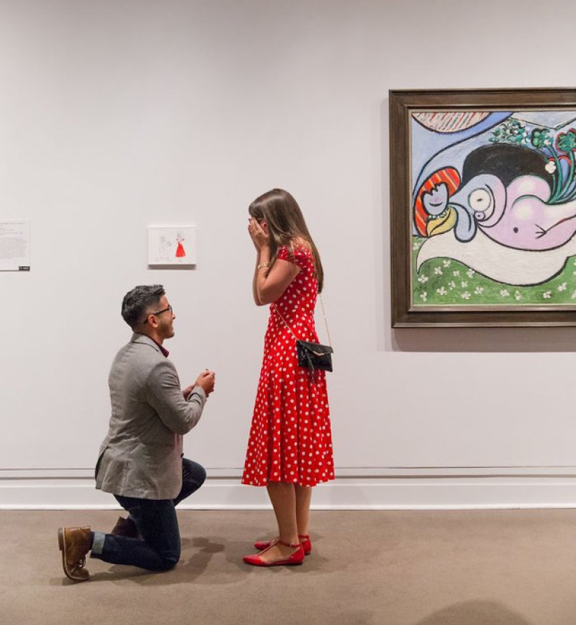 Everyone would like such men: the most original marriage proposals for 2017