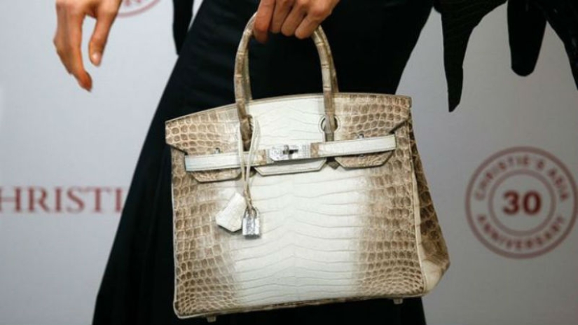 Expensive-rich: at a London auction, a Birkin bag was sold for $ 217,000