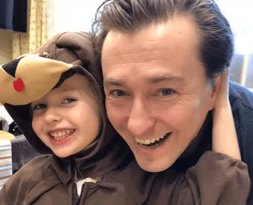 Famosos padres rusos y hermosas hijas como ellos