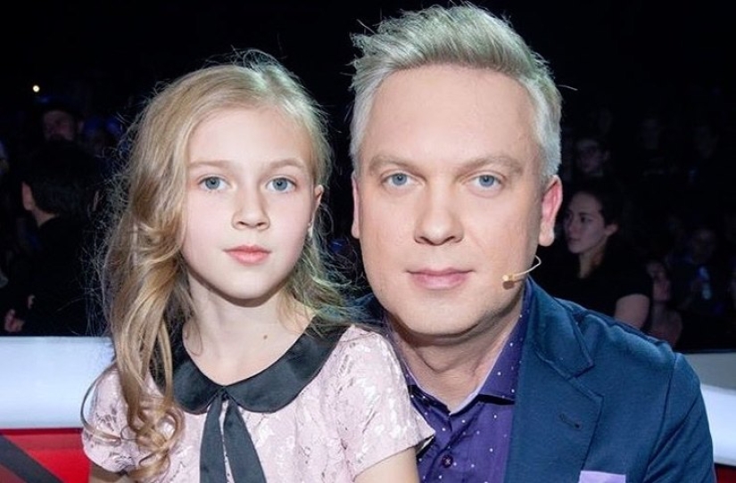 Famosos padres rusos y hermosas hijas como ellos