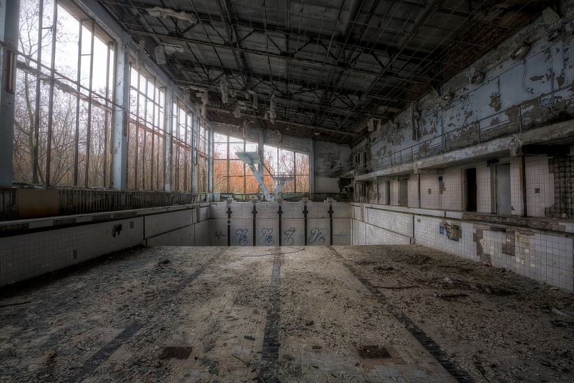 Fascinating and creepy photos of Chernobyl and Pripyat by Christian Lipovan