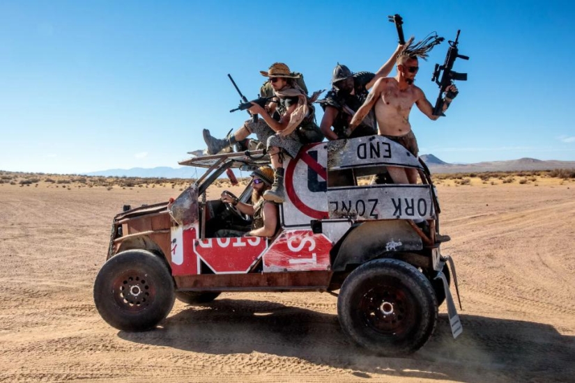 Festival salvaje en el desierto al estilo de "Mad Max": Wasteland Weekend 2018