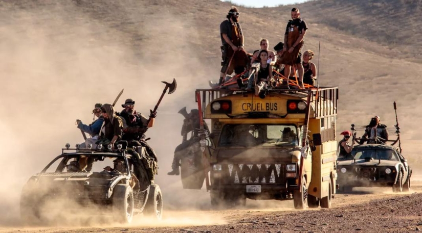 Festival salvaje en el desierto al estilo de "Mad Max": Wasteland Weekend 2018