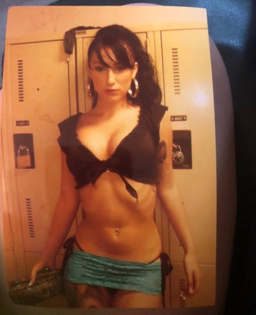 Fetish model almost died during plastic surgery on her vagina
