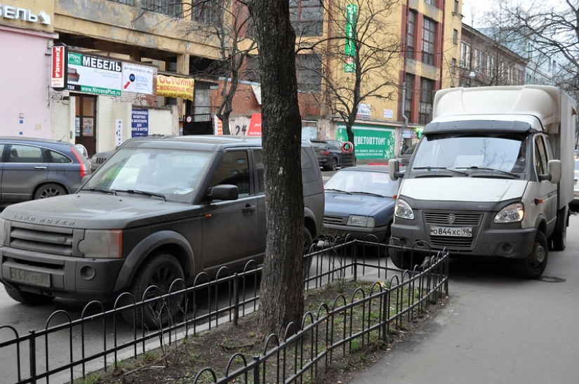Film walk with Sergey Bodrov to the filming locations of the film "Brother"