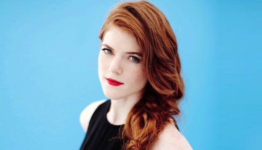 Fire beauties! Red-haired actresses and models Fire beauties! Red-haired actresses and models