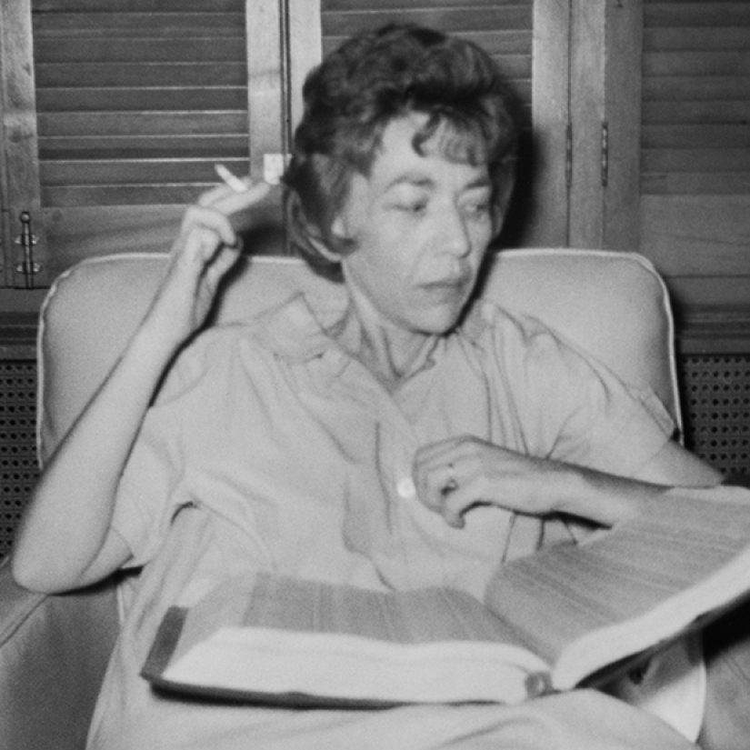 Fotógrafo filmó la vida y muerte de una madre que nunca lo besó Fotógrafo filmó la vida y muerte de una madre que nunca lo besó