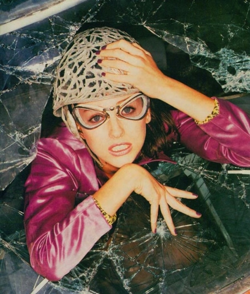 Fotos de estudio extrañas, inusuales y sin éxito de celebridades