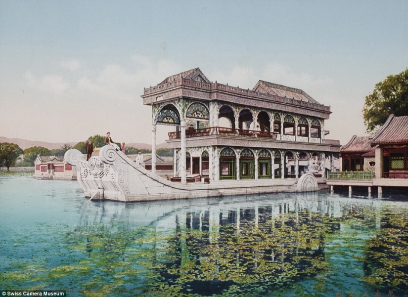 Fotos en color de lugares turísticos populares tomadas hace más de 100 años