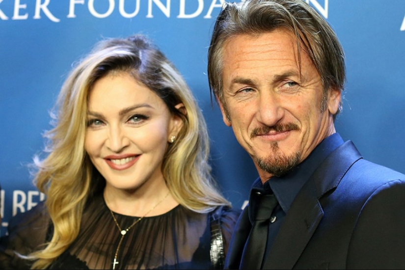 Friendship with exes is a new trend in Hollywood. Who of the celebrities communicates with their "ex"? Friendship with exes is a new trend in Hollywood. Who of the celebrities communicates with their "ex"?