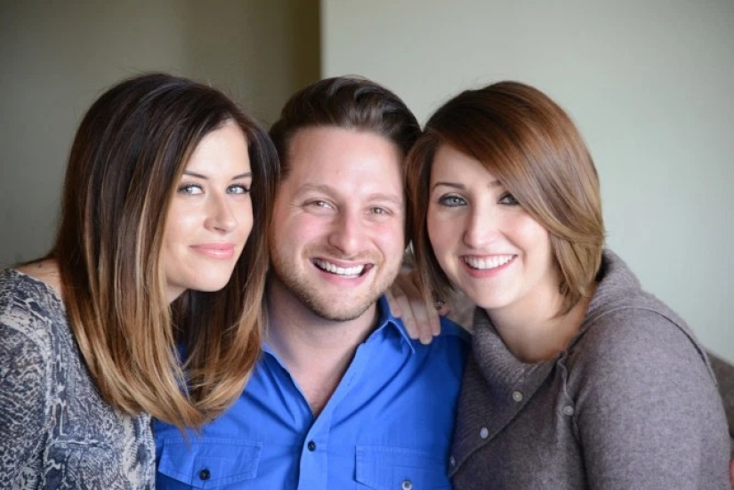 From a trio to a duet: the sensational love triad broke up due to the departure of one of the women From a trio to a duet: the sensational love triad broke up due to the departure of one of the women
