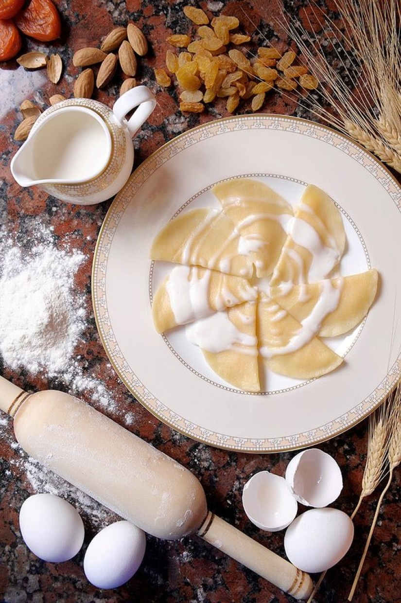 From plate to lens: How photographers made food a cult