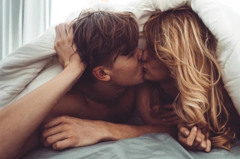From sadomasochism to spitting: sexual priorities of young people through the eyes of writers From sadomasochism to spitting: sexual priorities of young people through the eyes of writers