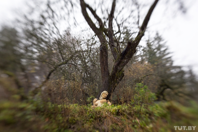 From the house where Vysotsky lived, the Belarusian businessman made a strange museum "as a gift to all people"