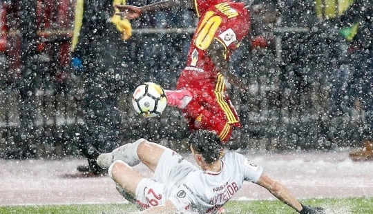 Fuego de nieve, o el Misterio del cero robado: "Temporada dorada con BipKar" en Tula