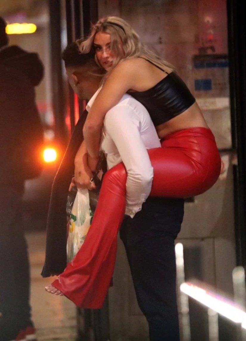 Fuegos artificiales de Año Nuevo: el brillante final de un atracón festivo en el Reino Unido Fuegos artificiales de Año Nuevo: el brillante final de un atracón festivo en el Reino Unido